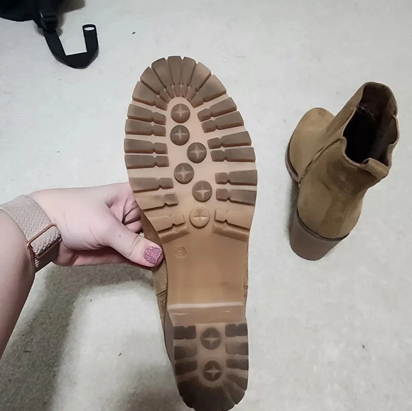 Brown heeled booties size 8 - Picture 5 of 6